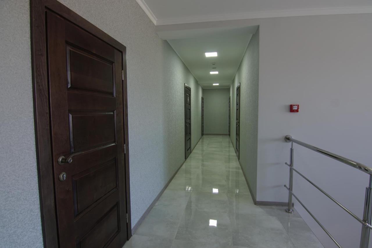 Gray Hotel Винохрадив Екстериор снимка